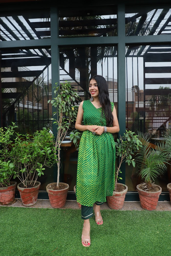 Green Double Shaded Leheriya Anarkali Set